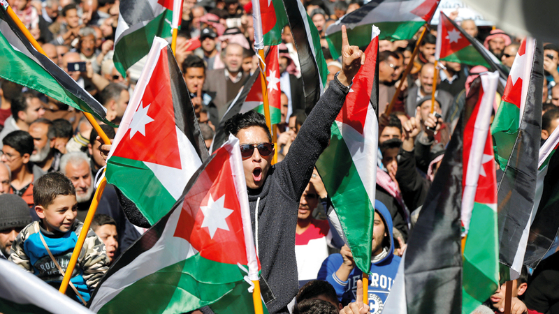 الاحتجاجات على تردي الاوضاع الاقتصادية تشكل ضغطا على الحكومة الاردنية. رويترز