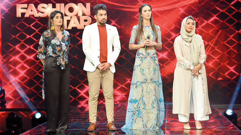 مشتركو «دائرة الخطر» في لحظة ترقب خلال الحلقة. من المصدر