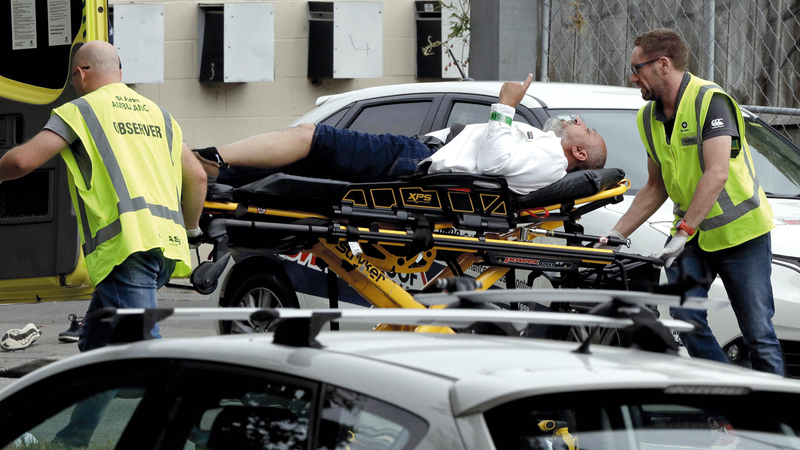 أحد مصابي الهجوم الإرهابي على مسجدين في كرايستشيرش بنيوزيلندا.  أ.ب