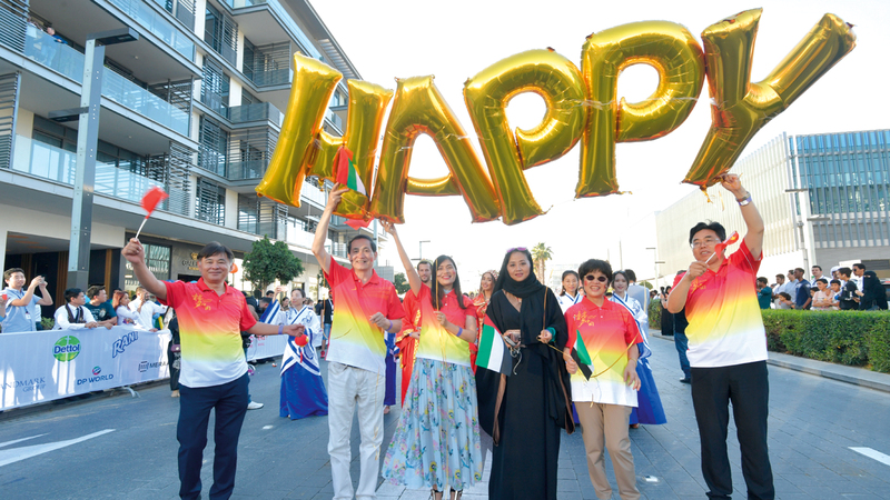 الإمارات شكلت على مدى السنوات الماضية علامة فارقة في مجالات التنمية والتطوير والسعادة. الإمارات اليوم