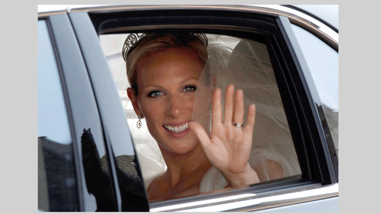 زارا تندال هي ثاني أكبر حفيدة للملكة إليزابيث، وهي متزوجة من لاعب الركبي السابق لإنجلترا، مايك تندال.