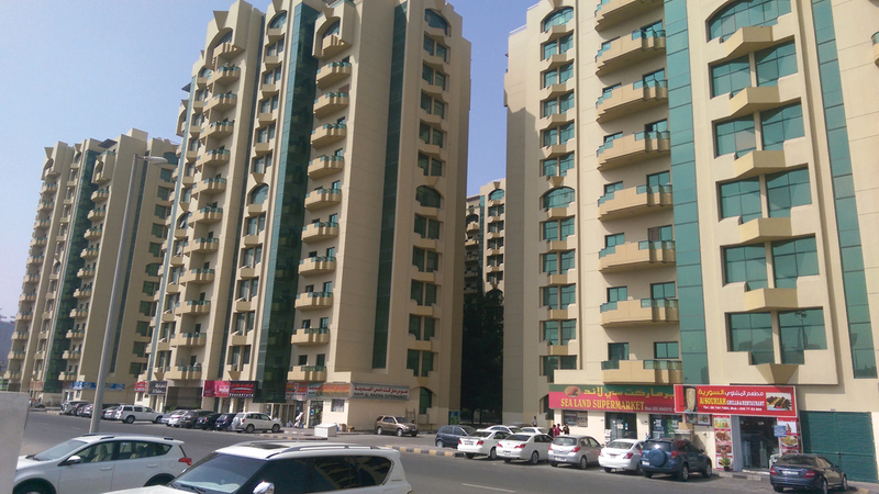 مستهلكون أكدوا أن الكلفة الإجمالية دفعتهم للتراجع عن الانتقال إلى وحدات جديدة.   أرشيفية