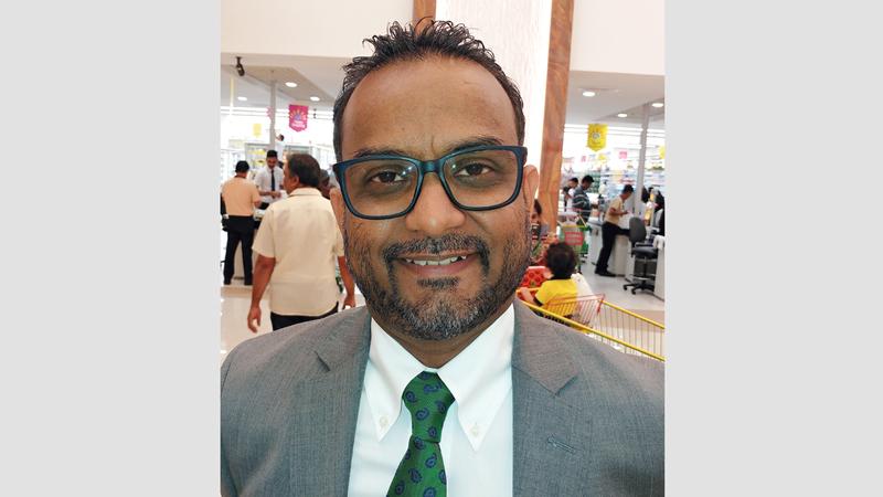 نادا كومار: «المراكز التجارية توفر  معايير جودة  متطورة لكامل  العملية التسويقية  للمستهلكين».