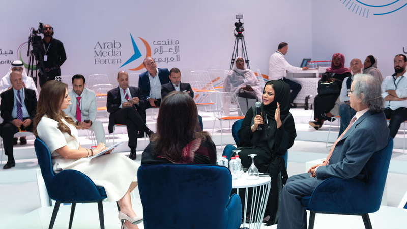 رؤساء تحرير صحف يناقشون مستقبل الصحف الورقية. تصوير: أحمد عرديتي