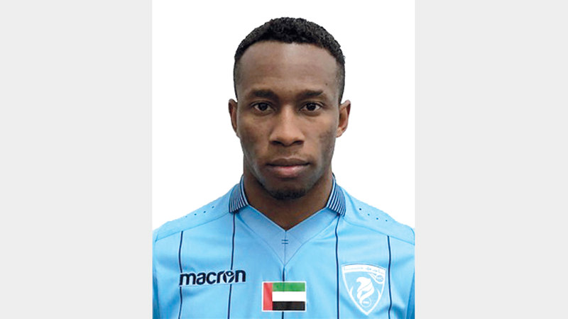 لاعب حتا فيكتور نوانيري. من المصدر