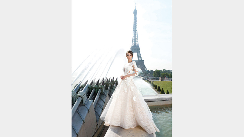 فستان الأميرات يمتاز بقصة على شكل حرف A. د.ب.أ