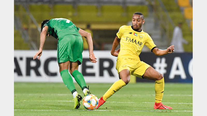 الوصل خسر أمام ذوب آهن 3-1.

تصوير: أسامة أبوغانم