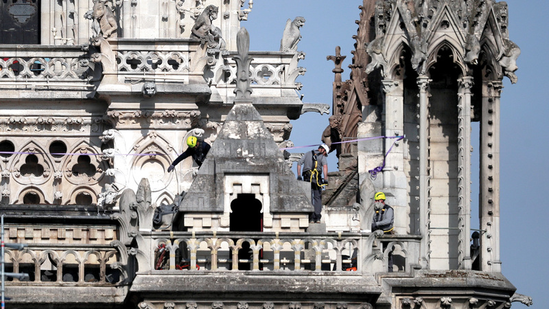 المسابقة الدولية ستقرر طريقة إعادة بناء البرج. إي.بي.إيه