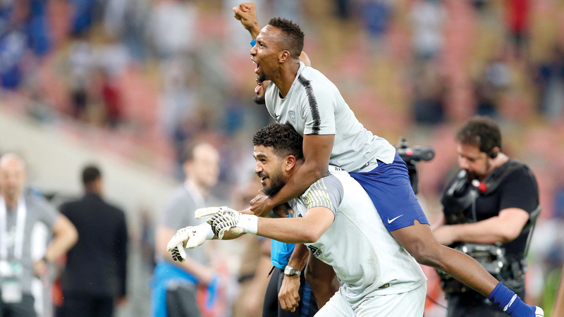 نجوم الهلال يتطلعون لإسعاد جمهورهم بلقب عربي. إي.بي.إيه