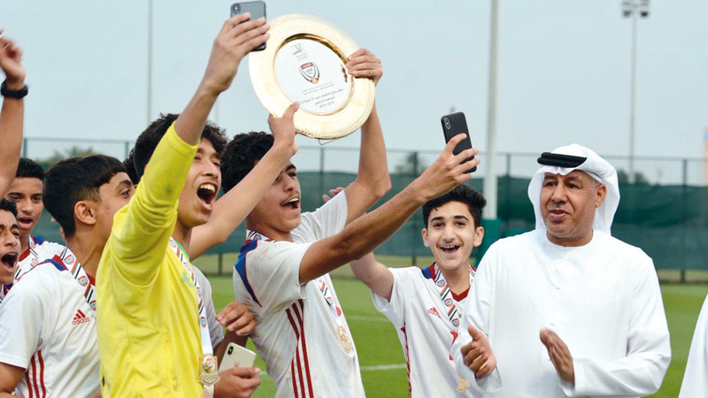 اتحاد الكرة غاب عن تتويج أشبال الشارقة. من المصدر