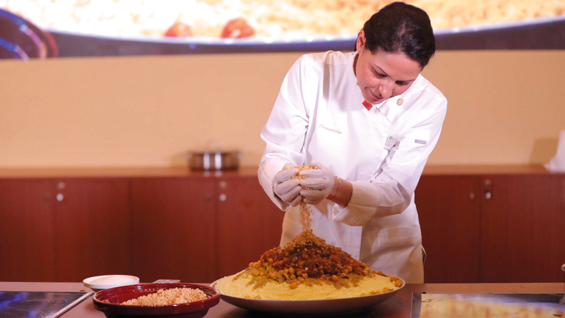 الفعالية تتيح لزوّارها فرصة تجربة أطباق خاصة من المطبخ المغربي. من المصدر