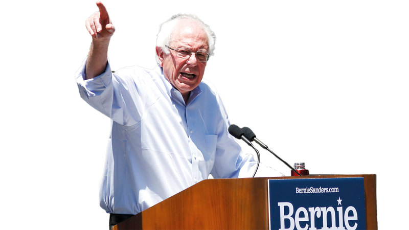 السيناتور بيرني ساندرز يمثل الجيل القديم من الديمقراطيين. أ.ف.ب