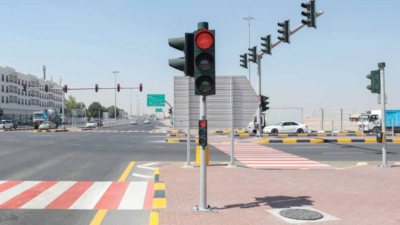 أنظمة ذكية للتحكم بالإشارات الضوئية في الشارقة