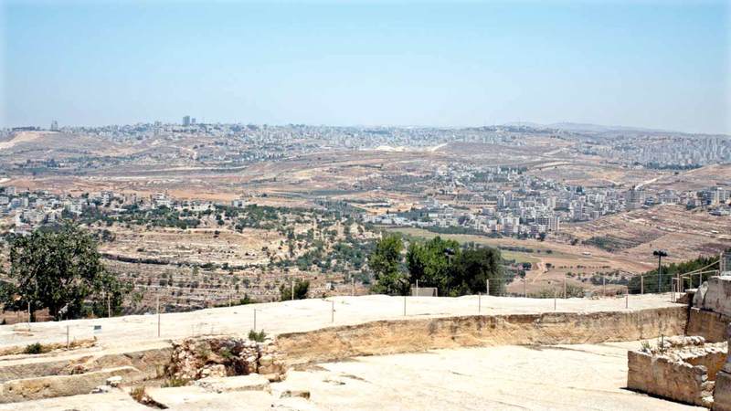 إسرائيل ضمت ثلثي مساحة قرية النبي صموئيل لبناء المستوطنات وإنشاء الجدار. الإمارات اليوم
