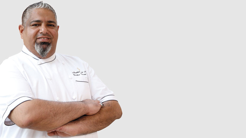 الشيف الإماراتي مصبح الكعبي