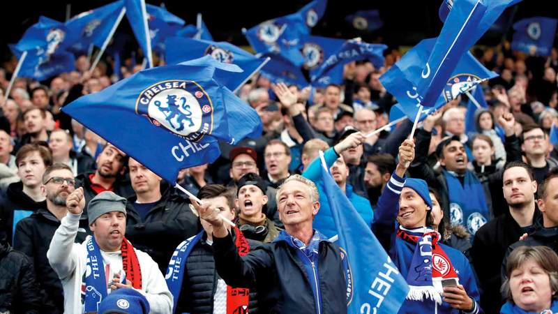 معوقات السفر إلى أذربيجان عكرت صفو فرحة جمهور تشلسي بالتأهل إلى النهائي. رويترز