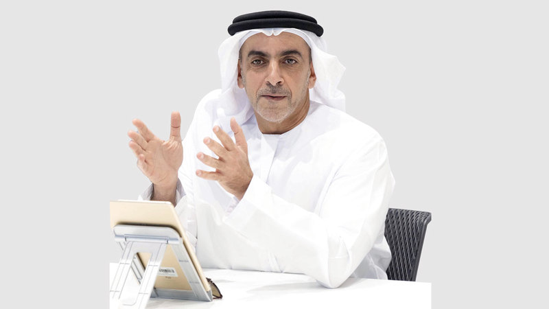 سيف بن زايد متحدثا خلال اجتماع إدارة المكافآت السلوكية. من المصدر