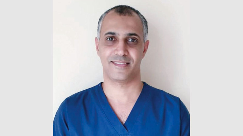 الأخصائي في جراحة الفم والفكين الدكتور غمدان الصبري