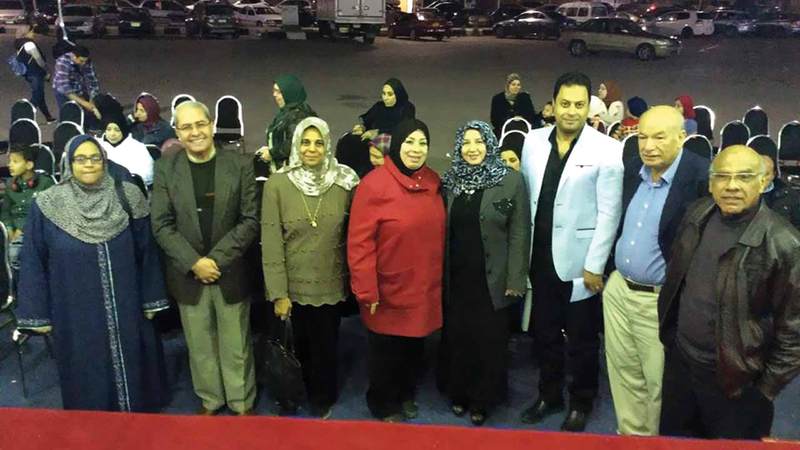 حراك يطالب بعدم تنصيب التمثال.  أرشيفية