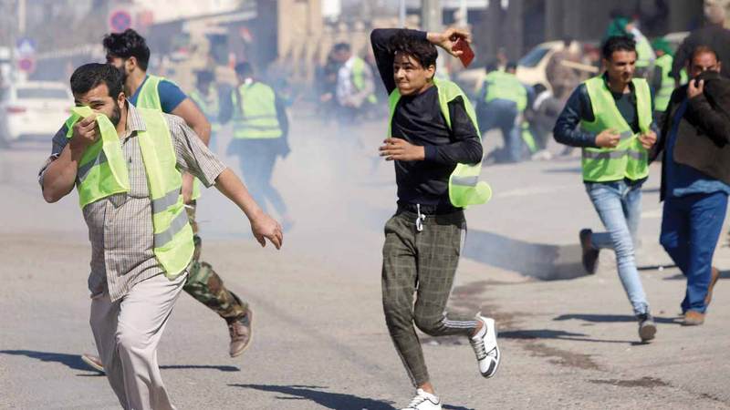 المتظاهرون العراقيون في البصرة ألقوا باللوم على إيران لسوء الأوضاع التي وصل إليها العراق. رويترز