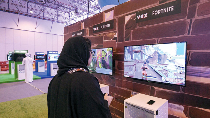 10 محطات للألعاب الإلكترونية في الفعالية التي تختتم غداً. تصوير: أشوك فيرما