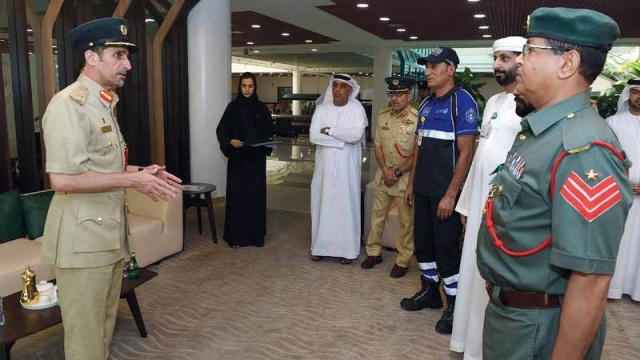 شرطة دب٠تساعد أسرة عÙÙ
اÙÙØ© ØªØ¹Ø·ÙØª Ù
Ø±ÙØ¨ØªÙا - Ù
ØÙÙØ§Øª - ØÙادث ÙÙØ¶Ø§Ùا ...