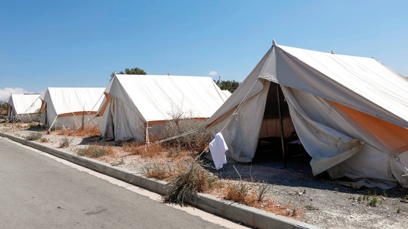 مخيم يستقبل اللاجئين والباحثين عن اللجوء. أ.ف.ب