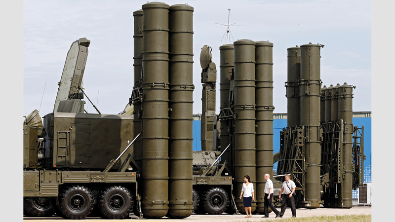 منظومة صواريخ إس-400 بدأت تصل إلى تركيا.  يو.بي.آي