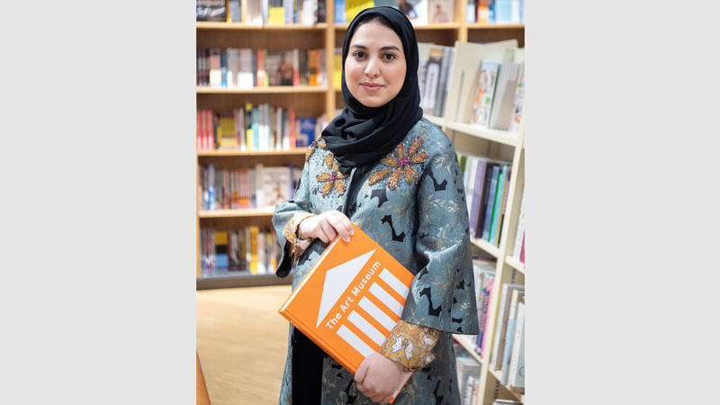 المهيري: صعوبات الغربة ذُللت بفضل الدعم الذي حظيت به من زوجي شريكي فيها. تصوير: أحمد عرديتي