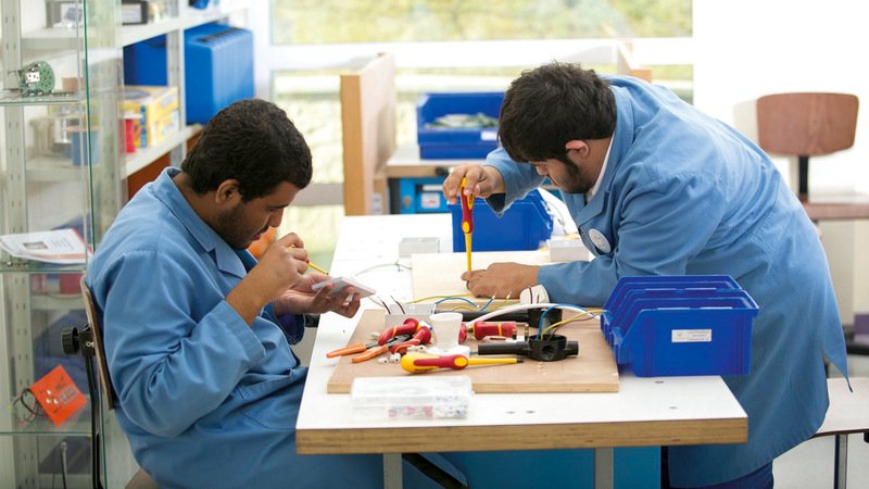 الاستراتيجية الشاملة لأصحاب الهمم في أبوظبي تُسهم في رفع مؤشر رضاهم. من المصدر