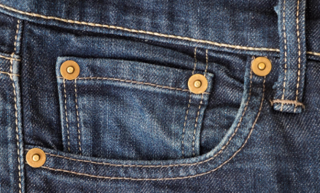 This is the secret of the little pocket in jeans - Teller Report
