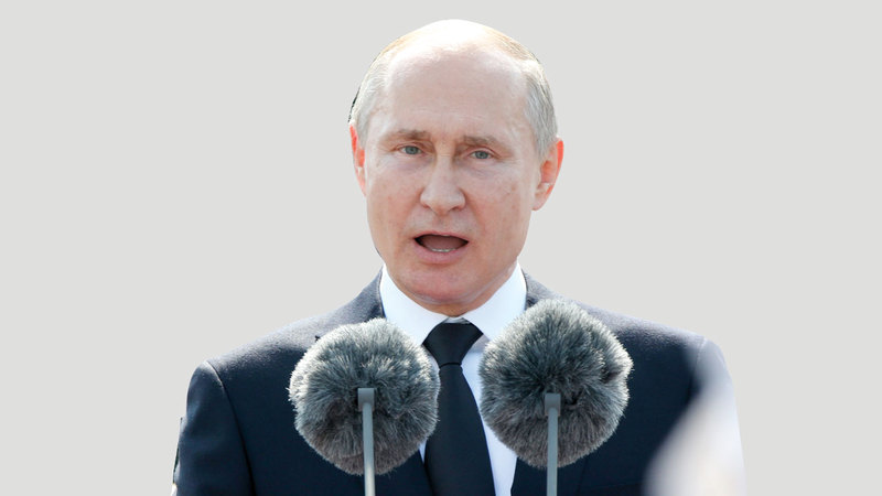 بوتين أصبح أكبر سناً واحتمال مرضه وعجزه أكبر.  غيتي