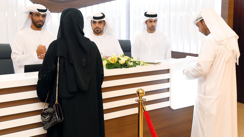 ألزمت اللجنة المرشح بالحصول على إجازة رسمية من جهة العمل لا تقل مدتها عن 32 يوماً.

الإمارات اليوم