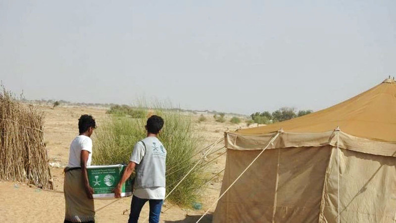 خلال توزيع المساعدات. واس