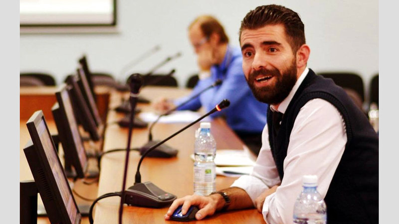 أيمن أبوغزال:
«لابد من تطبيق
القواعد لتطهير
المنشآت النووية
من بعض أنواع
التقنيات».

من المصدر