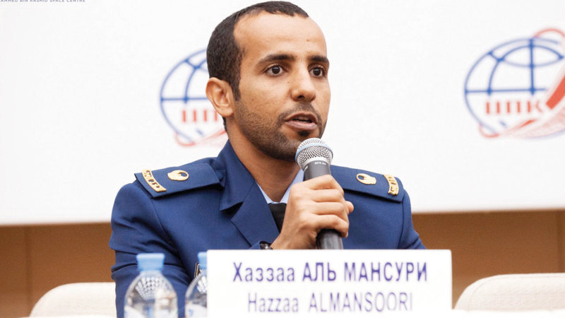 المنصوري:

«أحضر بالزيّ العسكري لأشكر القوات المسلحة

الإماراتية، والقوات الجوية التي أفتخر

بالانضمام إليها».