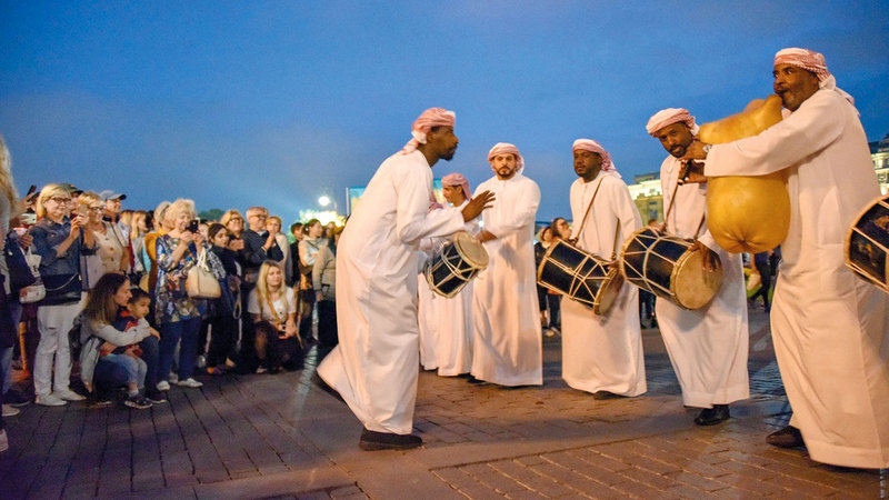 العروض الإماراتية استقطبت الجمهور الروسي. من المصدر