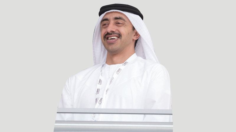 عبدالله بن زايد: &laquo;(أبوظبي للصادرات) يشكّل نقلة نوعية في تطبيق سياسات التنويع الاقتصادي&raquo;.