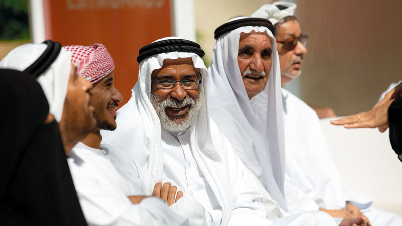 المبادرة تهدف إلى مد جسور التواصل بين الأجيال لتحقيق أثر اجتماعي إيجابي. من المصدر