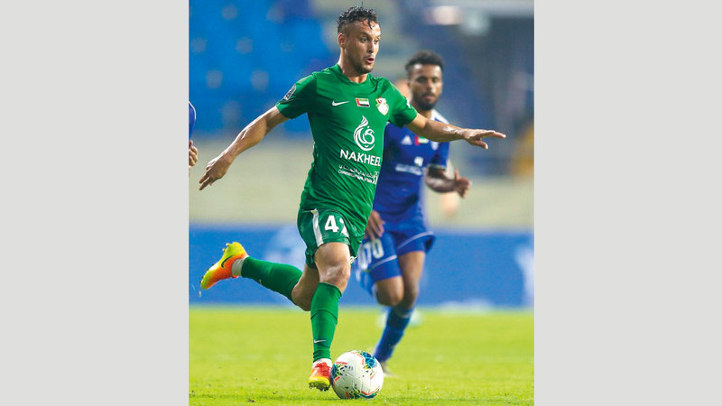 ليوناردو شارك لأول مرة مع شباب الأهلي بديلاً في لقاء النصر. من المصدر