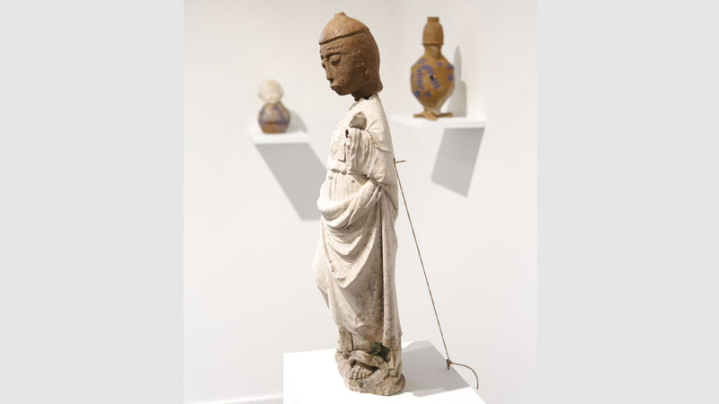 من أعمال علي شري.