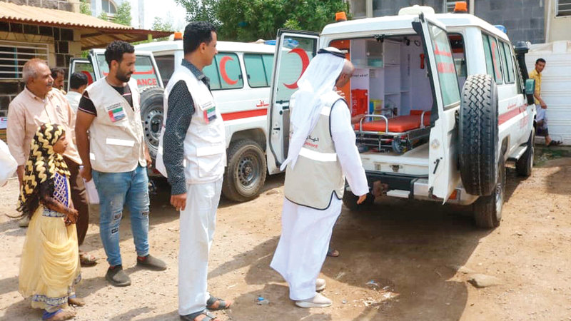 خلال تسليم مستشفى المخاء الدعم الإماراتي. وام