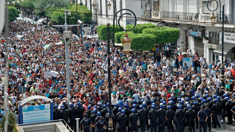 جانب من الاحتجاجات في العاصمة الجزائر.  أ.ف.ب