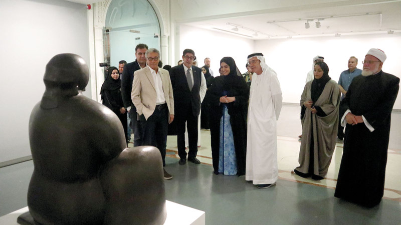 نورة المعلا: المعرض يسلط الضوء على تجربة ثرية في تاريخ الفن العربي الحديث والمعاصر. تصوير: أسامة أبوغانم