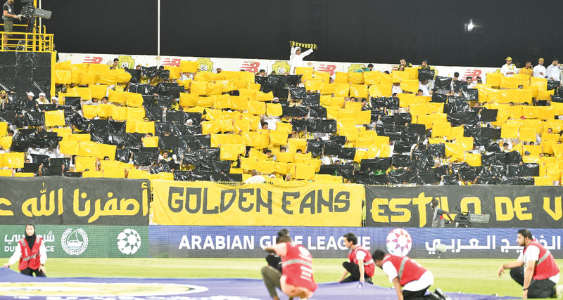 جانب من الحضور الجماهيري الكبير لأنصار الوصل في لقاء العين أمس. تصوير: مصطفى قاسمي