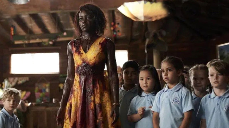 وحوش صغيرة كوميديا أطفال تضل الطريق وتتجه إلى الكبار حياتنا