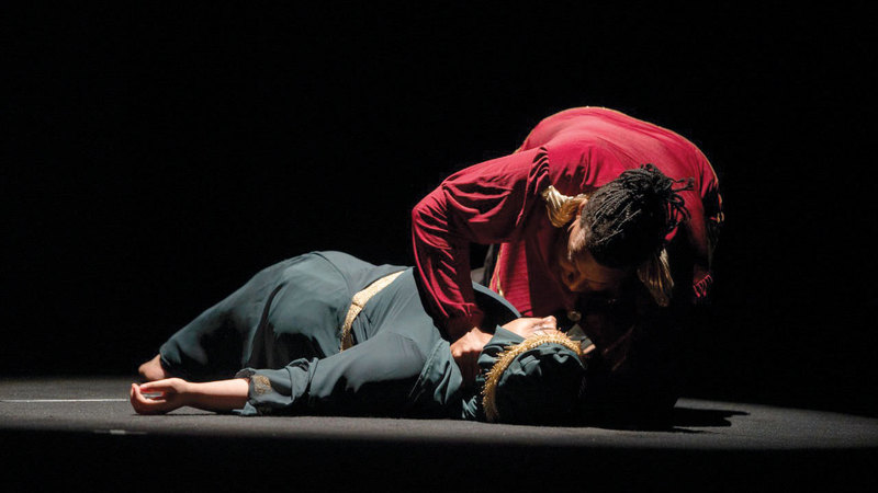 العروض شدَّت الجمهور بنصوصها وبالمؤثرات الضوئية والصوتية المصاحبة. من المصدر