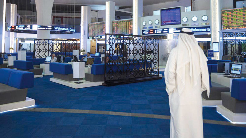 «السوق»: إضافة علامة مميزة على شاشة التداول إزاء كل شركة استناداً  إلى إفصاحاتها عن نسبة الخسائر. تصوير: أشوك فيرما