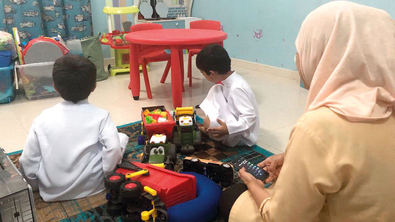 المركز دعا إلى عدم التردد في الإبلاغ عن حالات الإساءة للأطفال. من المصدر