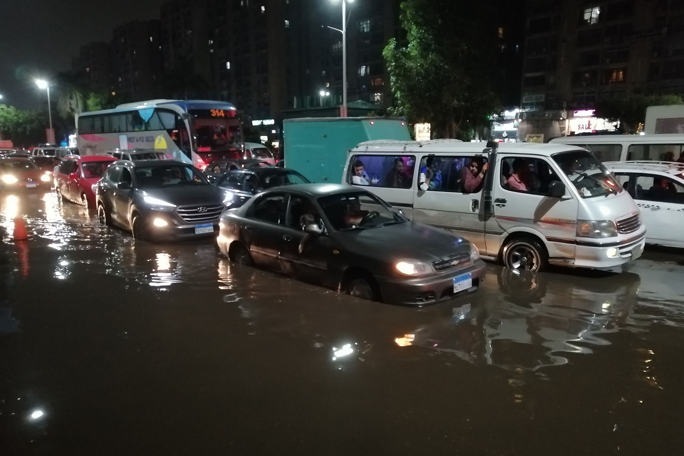 الأمطار الغزيرة في مصر - أ. ف. ب